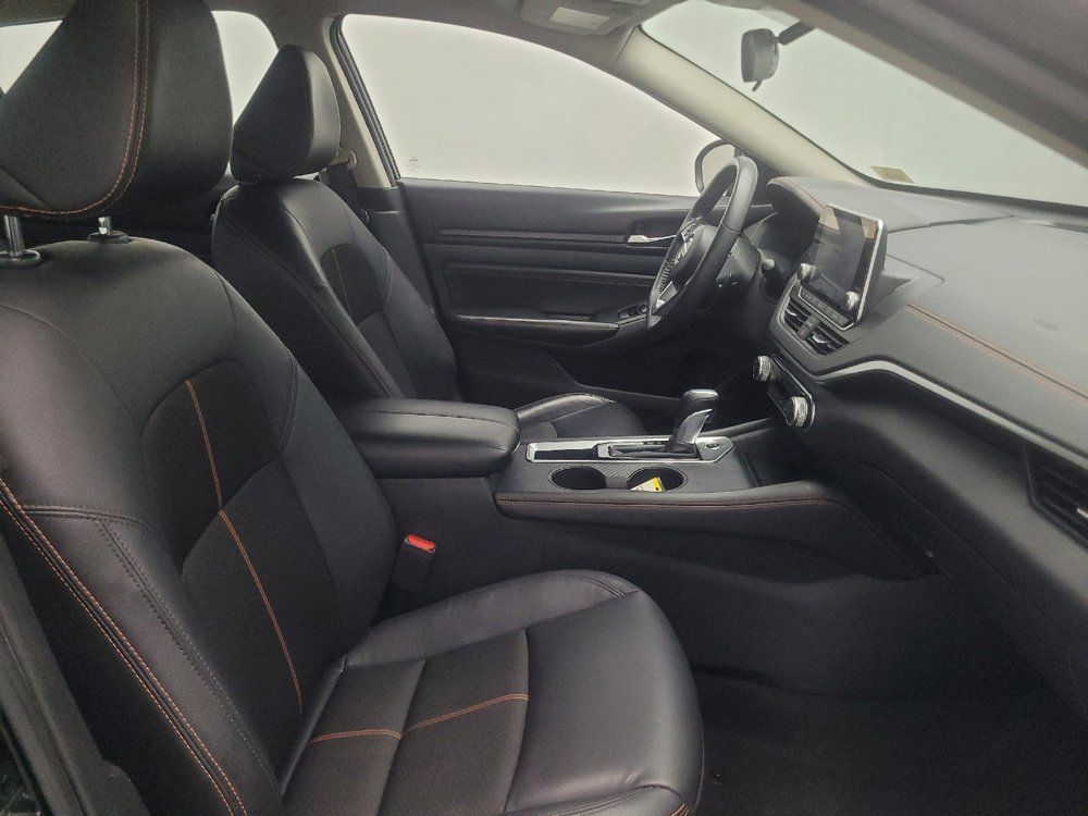 Used 2022 Nissan Altima 2.5 SR FWD image 21