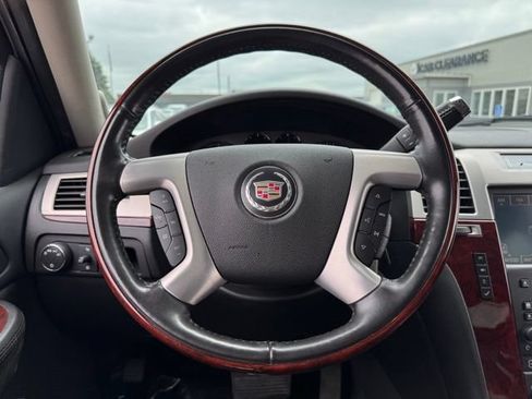 Used 2008 Cadillac Escalade EXT AWD/4WD image 32