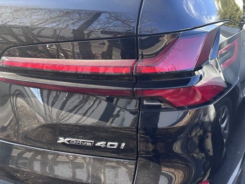 Used 2026 BMW X5 xDrive40i w/ M Sport Package image 7