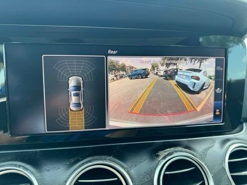 Used 2018 Mercedes-Benz E 300 image 20