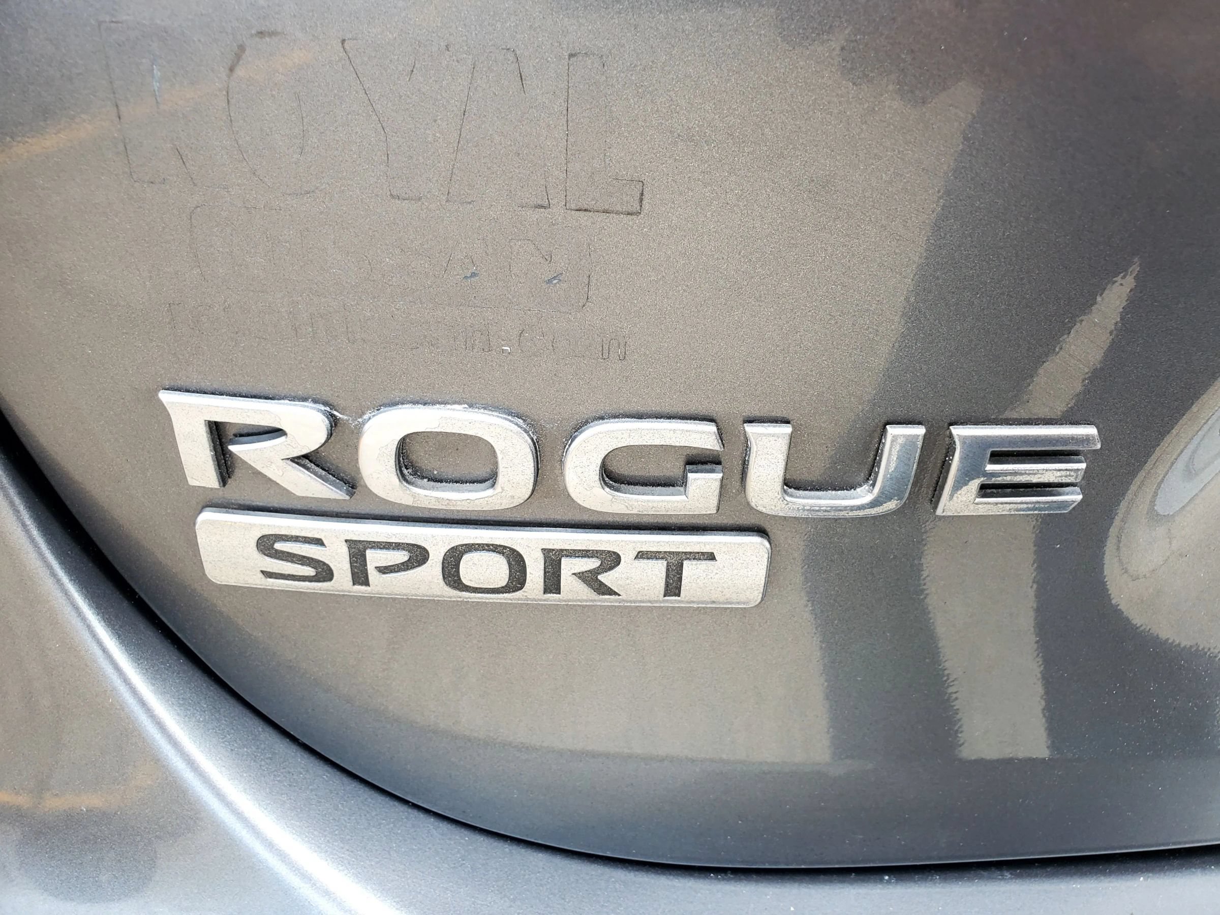 Used 2019 Nissan Rogue Sport S w/ Appearance Package FWD image 7