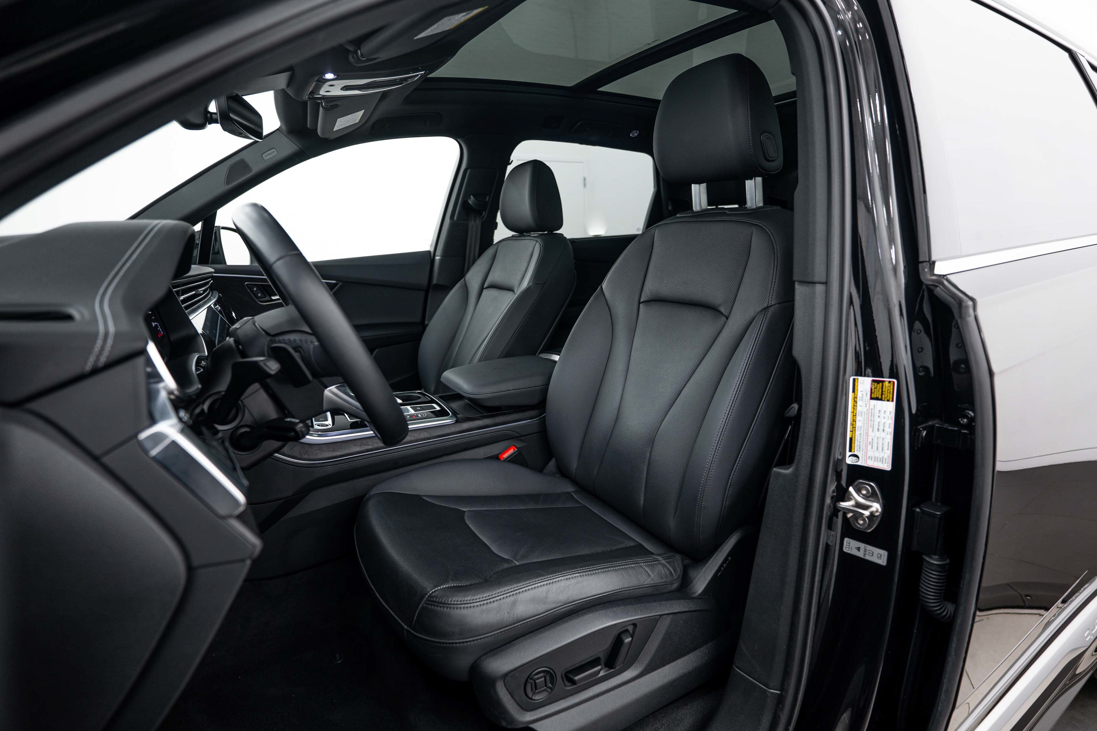 Certified 2024 Audi Q7 2.0T Premium Plus AWD/4WD image 14