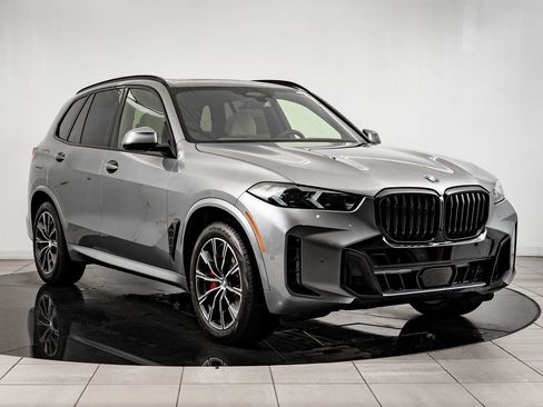 New 2026 BMW X5 xDrive40i w/ M Sport Package image 4