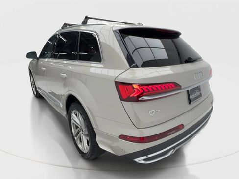 Used 2023 Audi Q7 2.0T Premium w/ Convenience Package AWD/4WD image 10