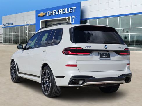 Used 2027 BMW X7 xDrive40i w/ M Sport Package AWD/4WD image 4