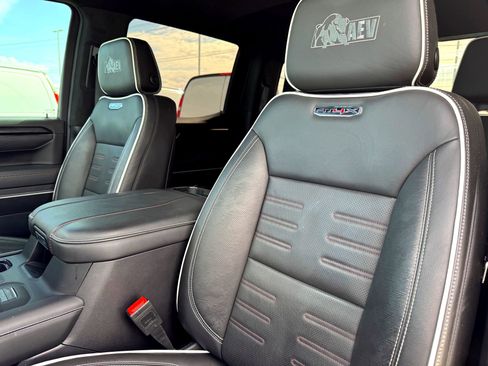 Used 2024 GMC Sierra 1500 AT4X w/ AT4X AEV Edition image 14