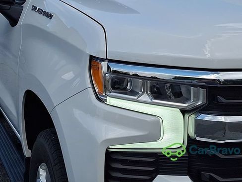 Certified 2024 Chevrolet Silverado 1500 LT AWD/4WD image 9