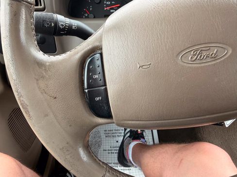 Used 2002 Ford F350 Lariat AWD/4WD image 36