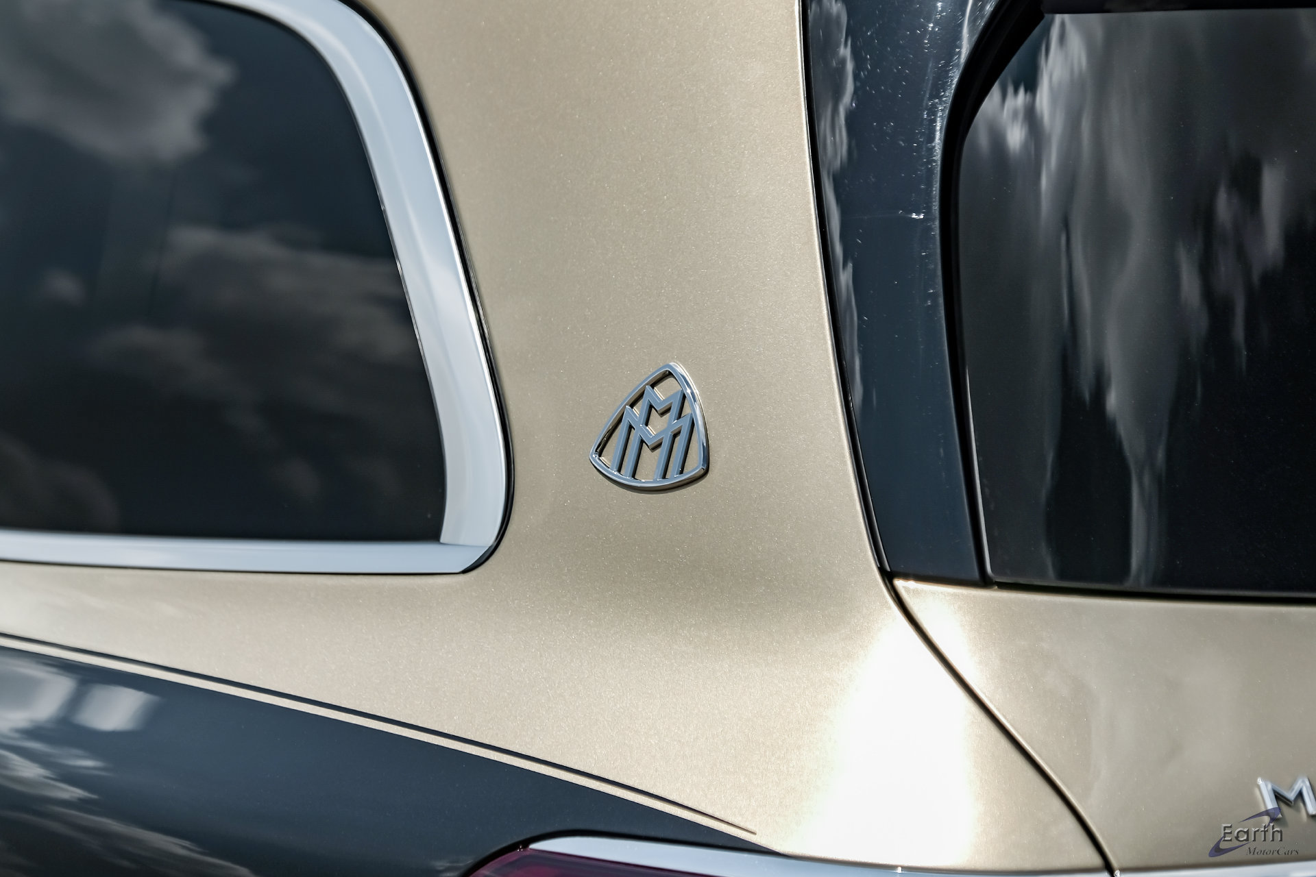 Used 2024 Mercedes-Benz Maybach GLS 600 4MATIC image 35