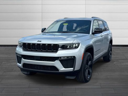 New 2026 Jeep Grand Cherokee L Limited AWD/4WD image 8