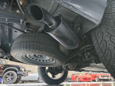 Used 2012 Chevrolet Avalanche LT w/ All-Star Edition image 45