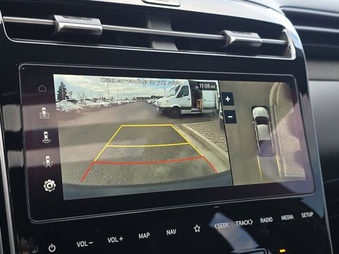 Used 2023 Hyundai Santa Cruz Limited image 19