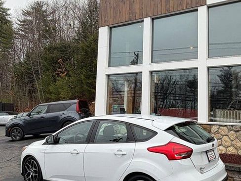 Used 2018 Ford Focus SEL FWD image 31