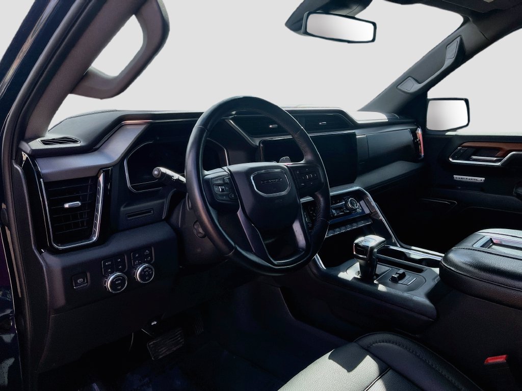Used 2022 GMC Sierra 1500 Denali AWD/4WD image 9