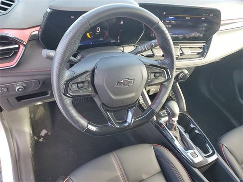 Certified 2024 Chevrolet TrailBlazer RS w/ Driver Confidence Package image 16