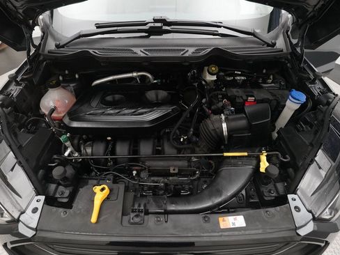 Used 2020 Ford EcoSport S image 3