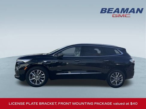 Used 2023 Buick Enclave Avenir w/ Avenir Technology Package image 4