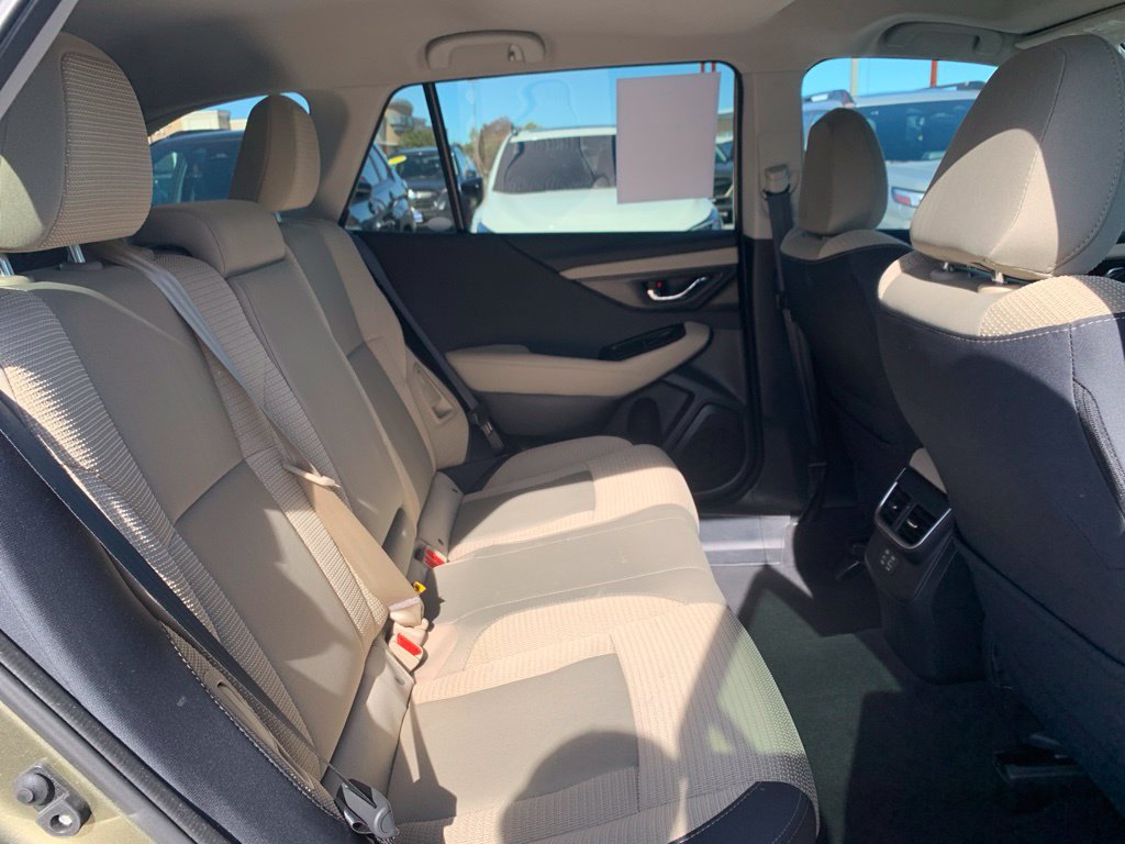 Used 2025 Subaru Outback Premium AWD/4WD image 25