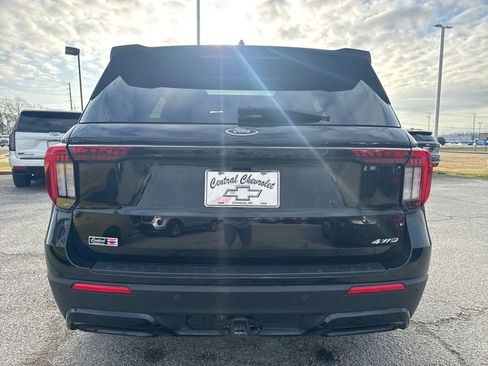 Used 2025 Ford Explorer ST-Line w/ Premium Package image 5
