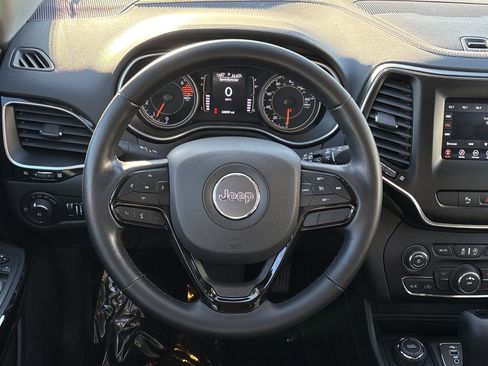 Certified 2021 Jeep Cherokee Latitude Plus image 20