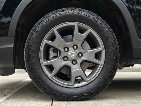 Used 2024 Honda Passport TrailSport image 14