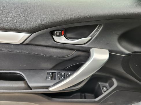 Certified 2020 Honda Civic EX image 17