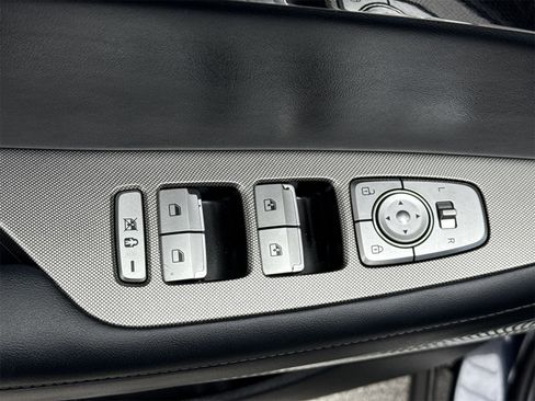 Used 2021 Hyundai Palisade Limited image 17