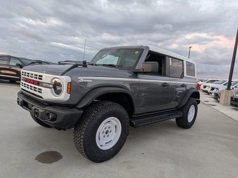 New 2026 Ford Bronco Heritage Edition AWD/4WD image 3