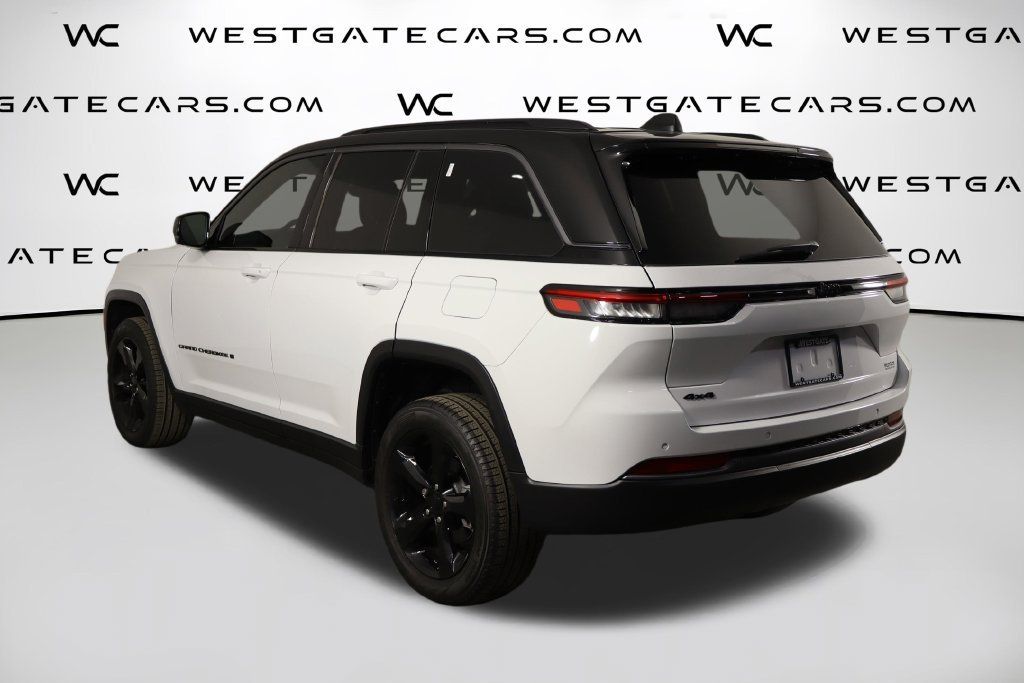 Used 2026 Jeep Grand Cherokee Limited w/ Limited Altitude Package AWD/4WD image 46