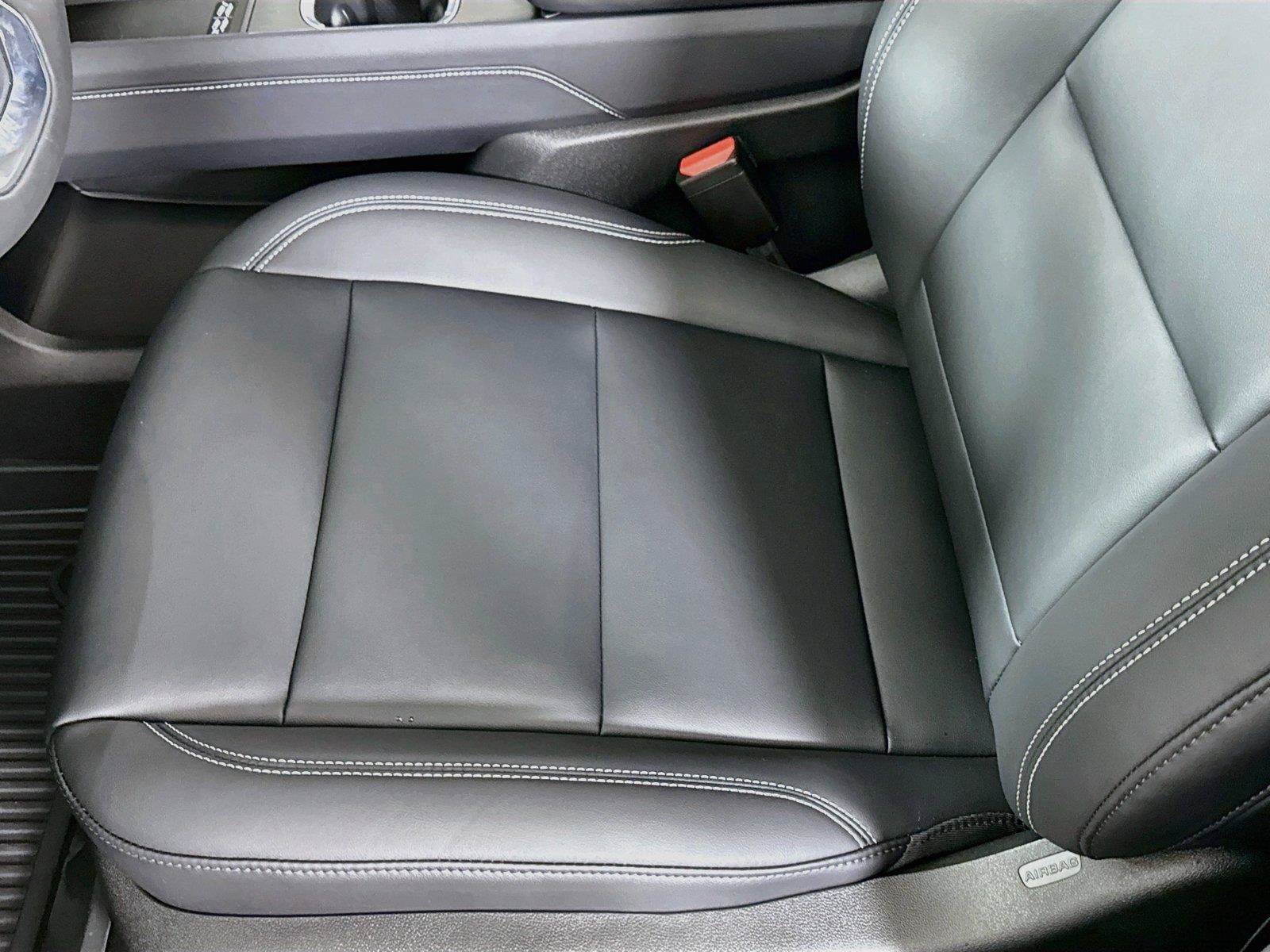 New 2027 GMC Acadia Elevation w/ Elevation Premium Package AWD/4WD image 14