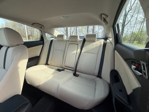 Used 2017 Honda Civic EX-T image 23