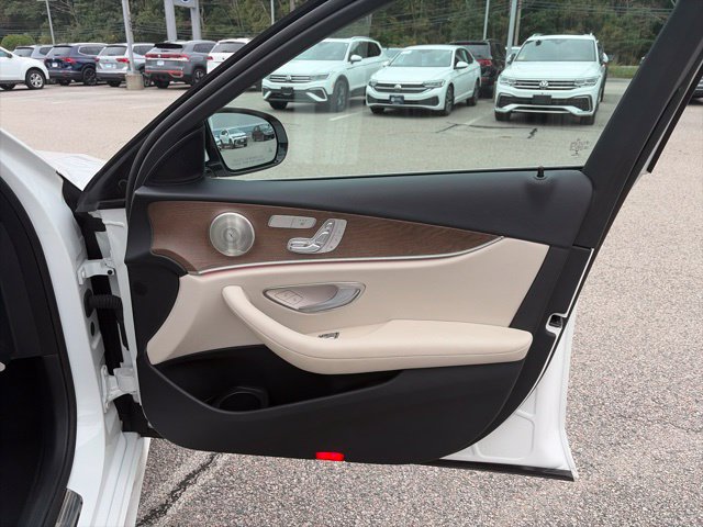 Used 2022 Mercedes-Benz E 450 4MATIC Sedan image 17