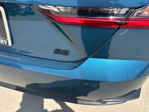 Used 2026 Toyota Camry SE w/ Convenience Package FWD image 4