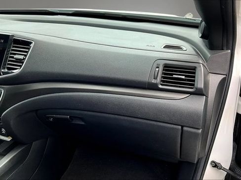 Used 2023 Honda Passport TrailSport image 27