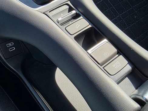 New 2026 Honda HR-V Sport image 38