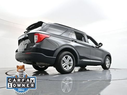 Used 2022 Ford Explorer XLT image 33