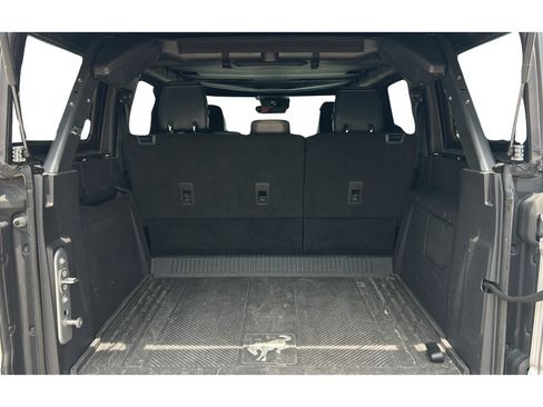 Used 2023 Ford Bronco Outer Banks w/ Sasquatch Package AWD/4WD image 9