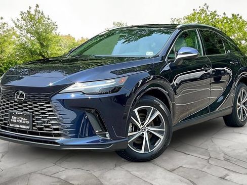 Used 2023 Lexus RX 350 Premium w/ Accessory Package AWD/4WD image 3