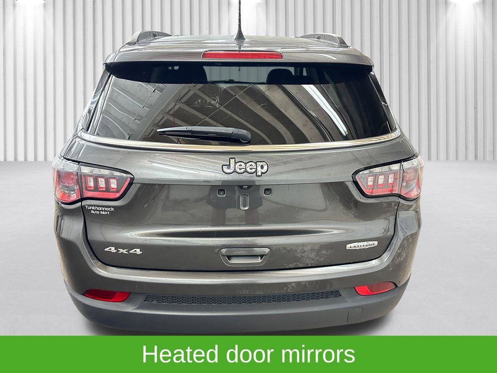 Used 2019 Jeep Compass Latitude w/ Popular Equipment Group AWD/4WD image 9