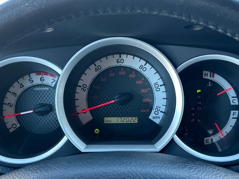 Used 2011 Toyota Tacoma PreRunner w/ TRD Off-Road Pkg w/JBL Audio image 23