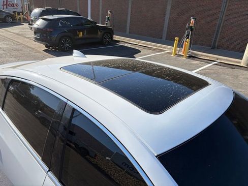 Used 2020 Chevrolet Malibu Premier FWD image 15