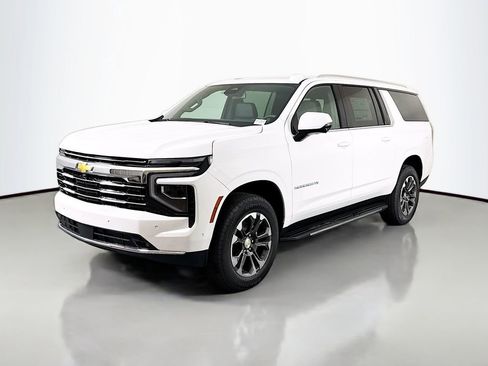 New 2026 Chevrolet Suburban LT w/ Comfort Package image 3
