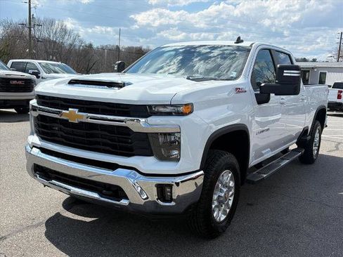 Certified 2024 Chevrolet Silverado 2500 LT image 4