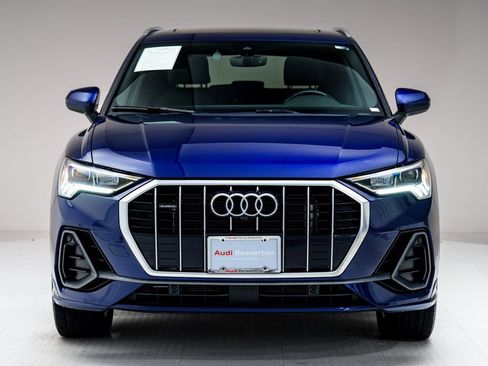 Used 2022 Audi Q3 2.0T Premium Plus w/ Premium Plus Package image 28