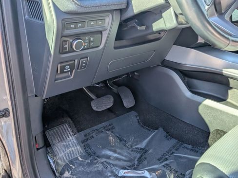 Used 2023 Ford F150 Lightning Lariat w/ Tow Technology Package image 17