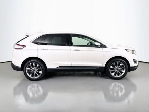 Used 2018 Ford Edge Titanium w/ Equipment Group 302A image 9