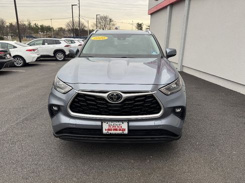 Used 2020 Toyota Highlander XLE image 3