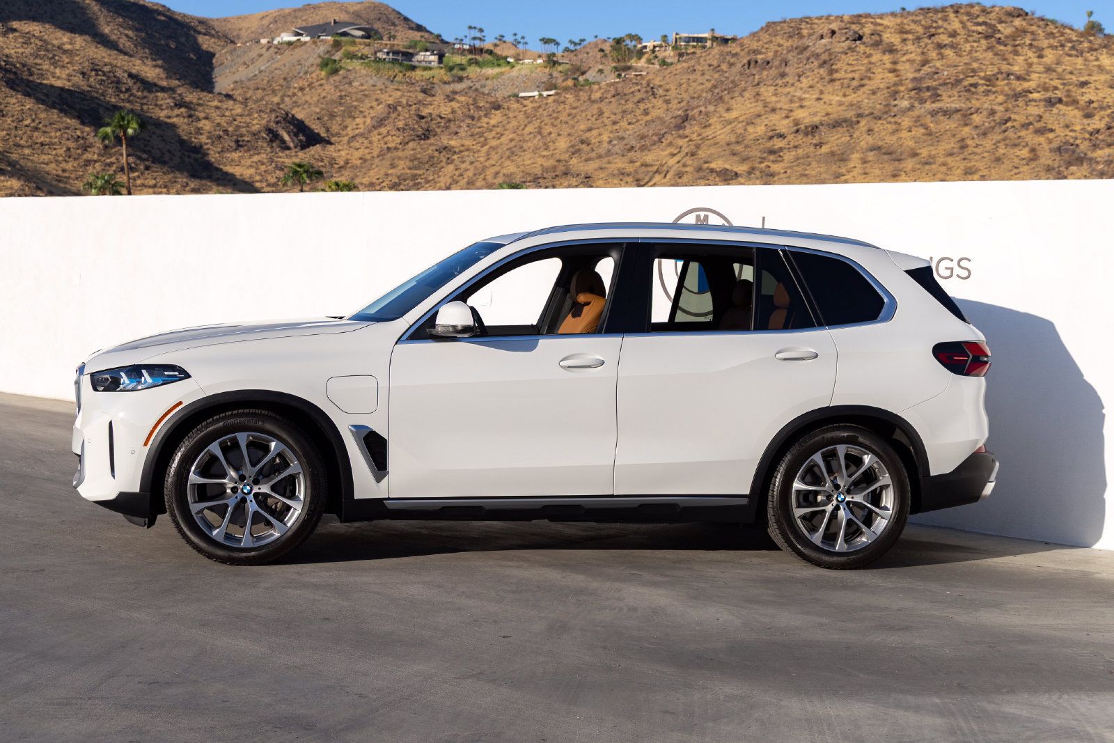 Certified 2026 BMW X5 xDrive50e w/ Parking Assistance Package AWD/4WD image 3