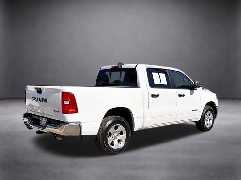 Used 2025 RAM 1500 Big Horn AWD/4WD image 9