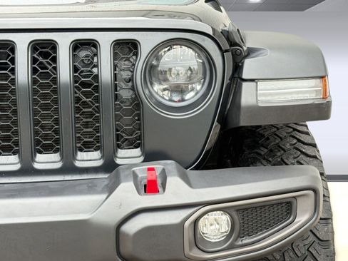 Used 2023 Jeep Gladiator Rubicon w/ LED Lighting Group AWD/4WD image 11